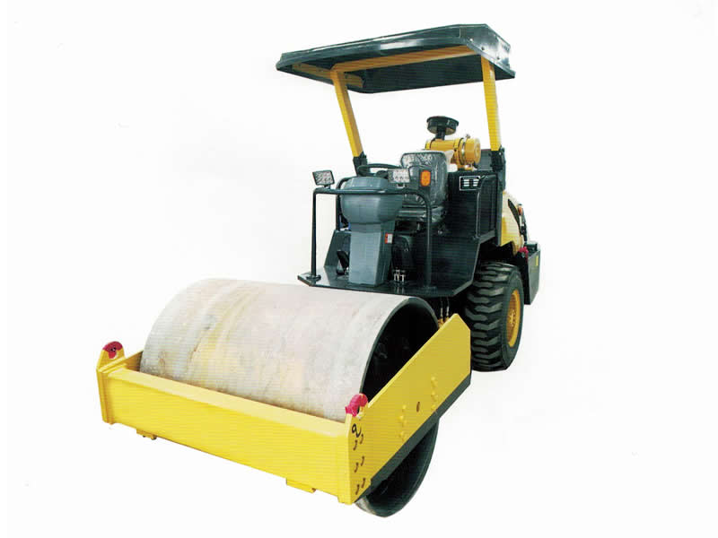 MSK-5T座駕式壓路機(jī)